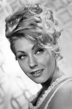 Judi West interpreta Sandy Hinkle