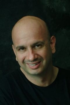 Stefano Sarcinelli interpreta Patrizio