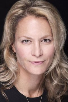 Alexandra Powers interpreta Chris Noel