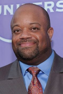 Mark Christopher Lawrence interpreta Big Mike