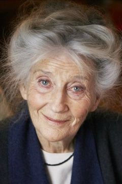 Phyllida Law interpreta Mrs. Watchett