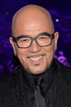 Pascal Obispo interpreta Self
