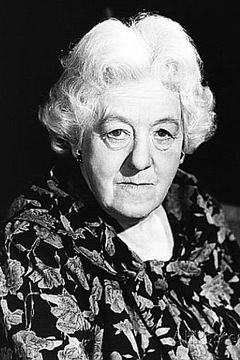 Margaret Rutherford interpreta Miss Gaulswallow