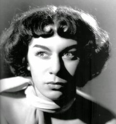 Renata Fronzi interpreta Angelina