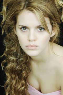 Pamela Saino interpreta Patrizia Cecchini