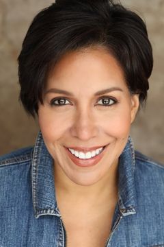 Ana Dela Cruz interpreta Dr. Maria
