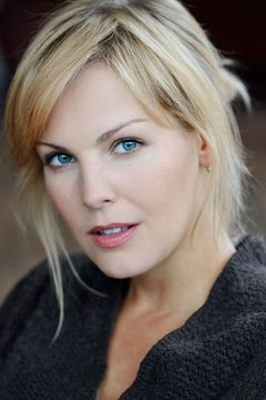Ivonne Schönherr interpreta Kim Kerner