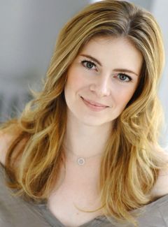 Megan McQuillan interpreta Sotheby's Executive