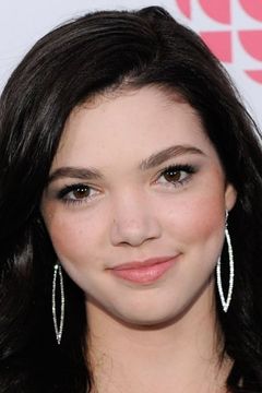 Alisha Newton interpreta Georgie