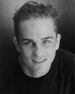 Kevin Bangos interpreta Stagehand (uncredited)