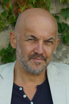 Tonio Descanvelle interpreta Plumber