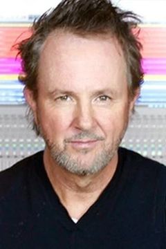 CJ Vanston interpreta Caucasian Jeff