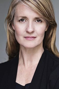Katy Carmichael interpreta Christopher Robin's Mother