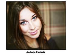 Andreja Punkris interpreta Animal Dancer