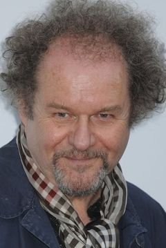 Mike Figgis interpreta Mobster 1