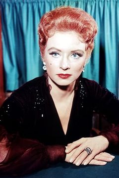Amanda Blake interpreta Susan Ettinger