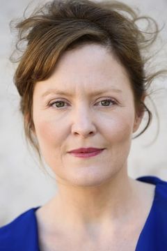 Marisa Growaldt interpreta Dienstmädchen