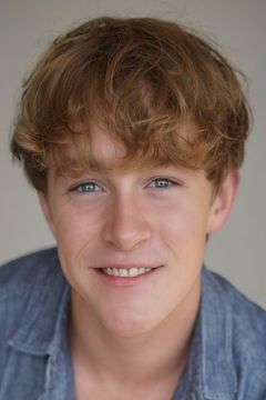 Dexter Bolduc interpreta New Kid
