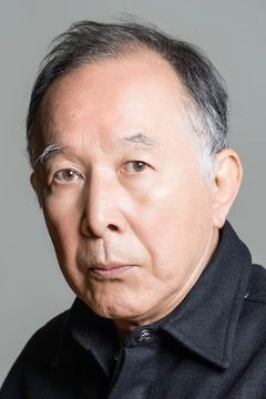 Isao Hashizume interpreta Airline chairman