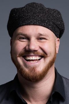 Andrey Pynzaru interpreta Makarov