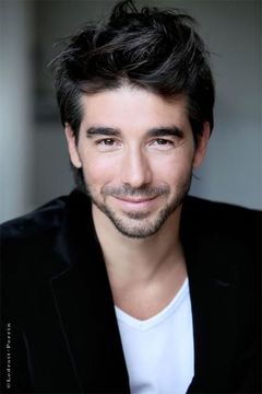 Fabrice Fara interpreta Caporal Gonzales