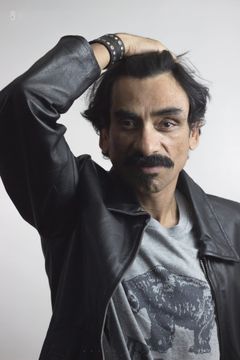 Gilberto Barraza interpreta 2nd Man with Gun