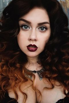 Anastasia Vinogradova interpreta Eva