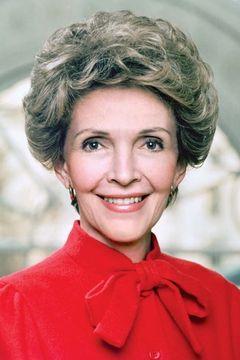 Nancy Reagan interpreta Self (archive footage) (uncredited)
