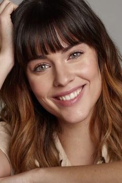 Cristina Abad interpreta María Luisa Palacios