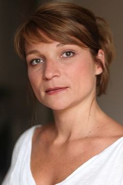 Ludivine de Chastenet interpreta Fake Kristin