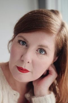 Lotta Losten interpreta Nurse in Need of a Hero
