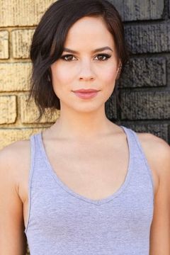 Kimberly Daugherty interpreta Jackie Sinclair