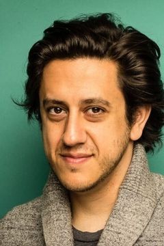 Kris Siddiqi interpreta Guest