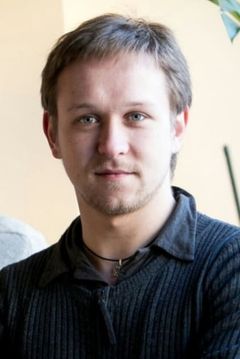 Vilius Tumalavicius interpreta Biondo