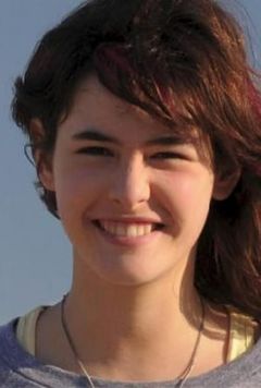 Jeanne Lambert interpreta Alice Meyer