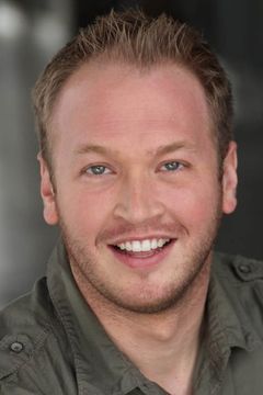 B. Todd Johnson interpreta Jim