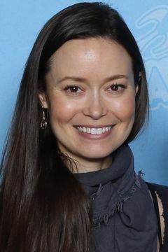 Summer Glau interpreta River Tam