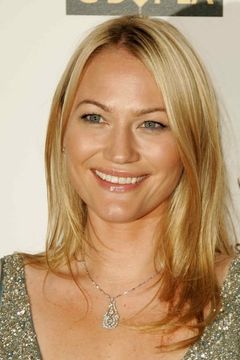 Sarah Wynter interpreta Kate Warner