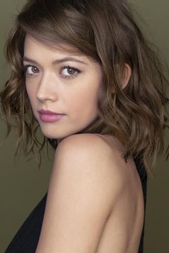 Morgan Lindholm interpreta Alexis Podell
