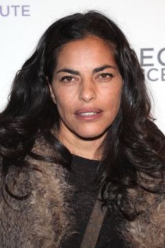 Sarita Choudhury interpreta Raquel Martinez