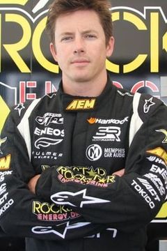 Tanner Foust interpreta Bucknum