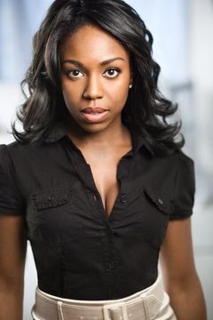 Marsha Regis interpreta Pam
