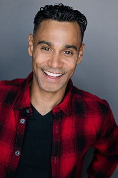 Ephraim López interpreta Busboy