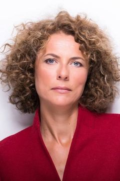 Linda Cerabolini interpreta Beatrice