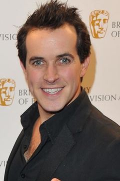 Dominic Wood interpreta Fulliautomatix (voice UK Dub)
