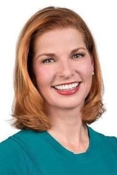 Dagmar Midcap interpreta News Anchor