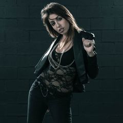 Lorena Liebman interpreta Blueprint Dancer