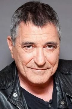 Jean-Marie Bigard interpreta Mario Diccara