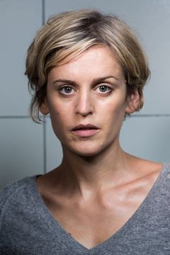 Denise Gough interpreta Tess