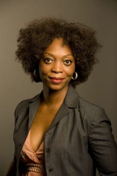 Shanésia Davis interpreta Marissa Clark